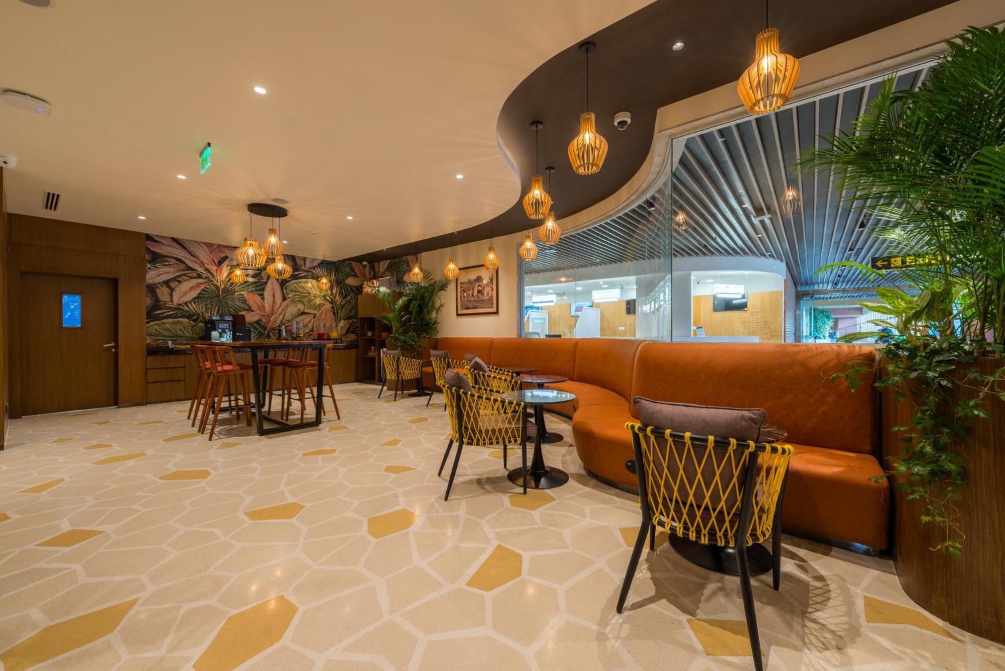 080 Transit Hotel, T2 Turuvekere Экстерьер фото